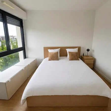Cozy 4 Pers Balcon Option Parking شقة بري سور مارن